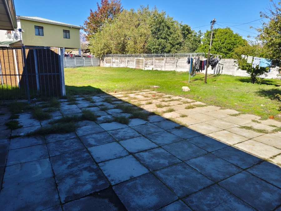 Commercial Property for Sale in Amstelhof Western Cape